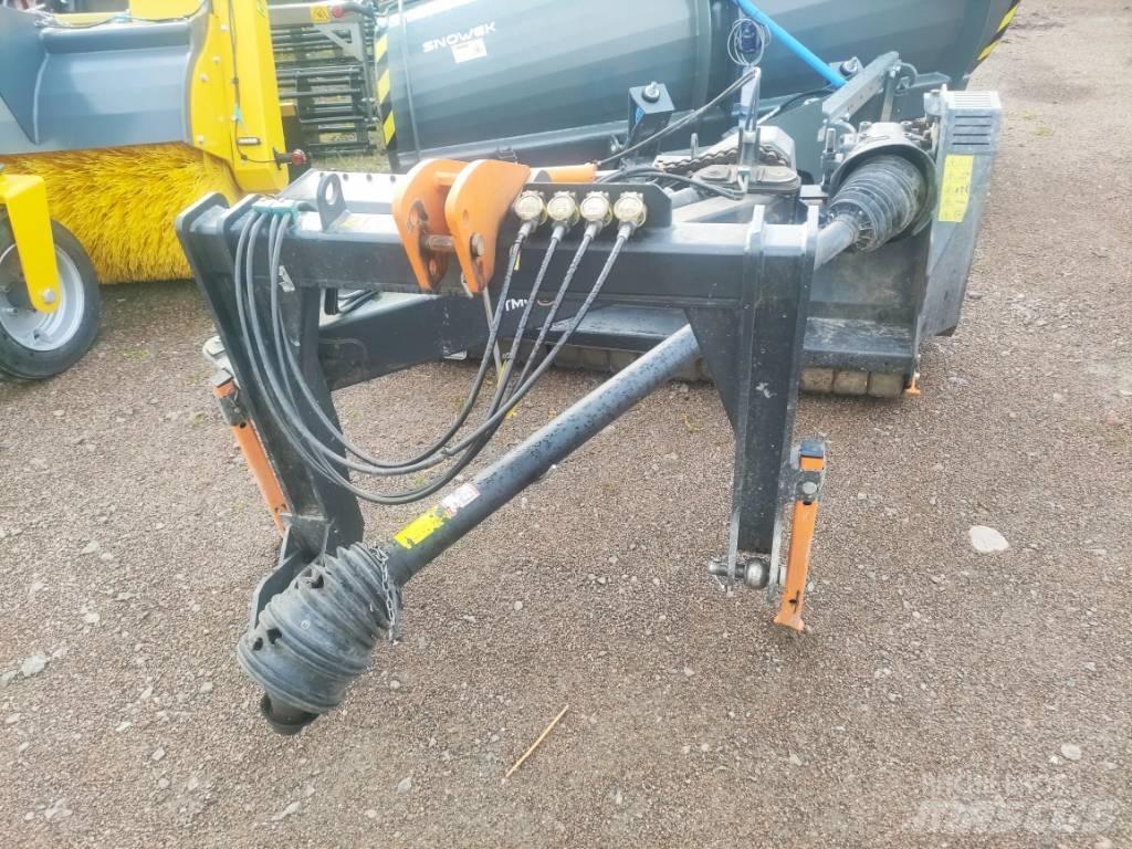 TCM Tds 220 牧场割草机和切顶器
