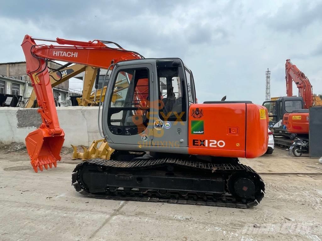 Hitachi EX 120 履带挖掘机