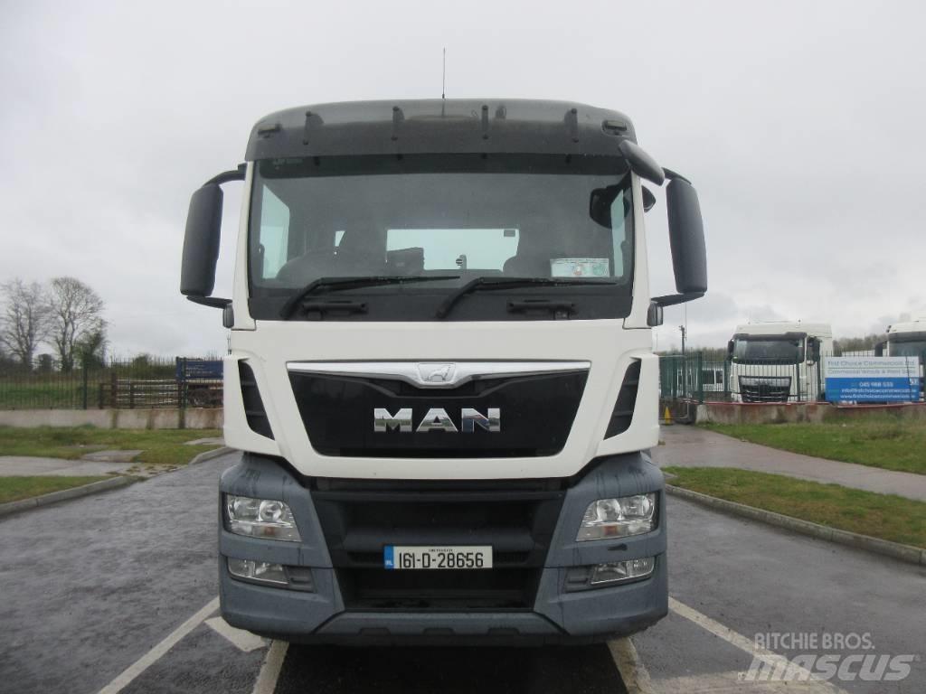 MAN TGS 32.400 工程吊钩车