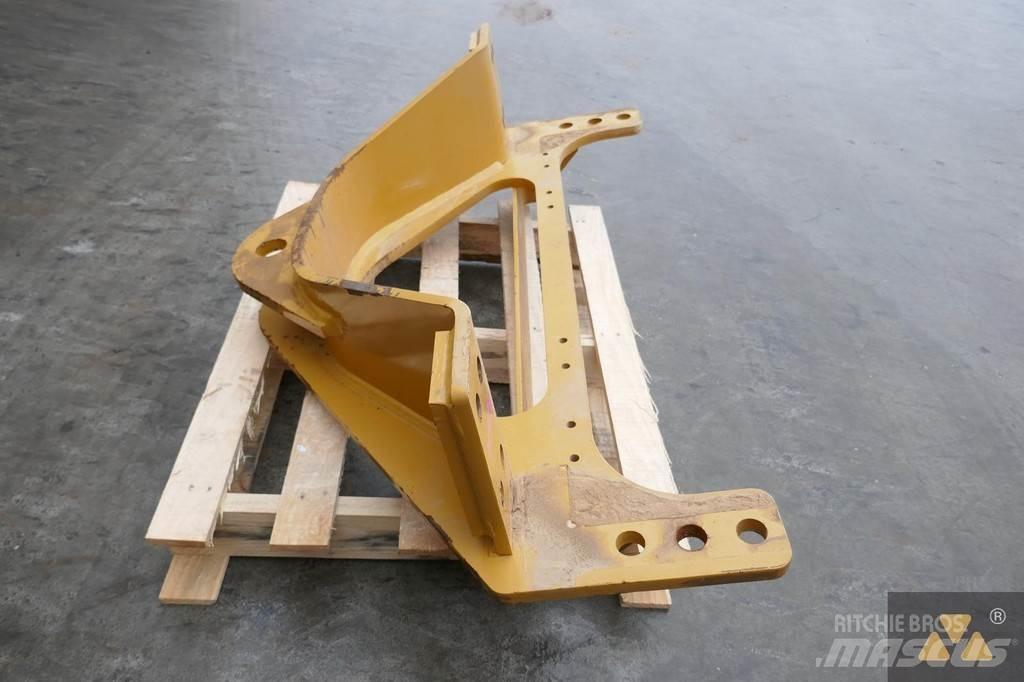 CAT 140M3 Drawbar 运输工具-其他