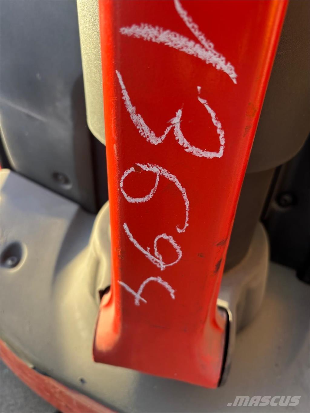 Linde T16 行走式堆垛机