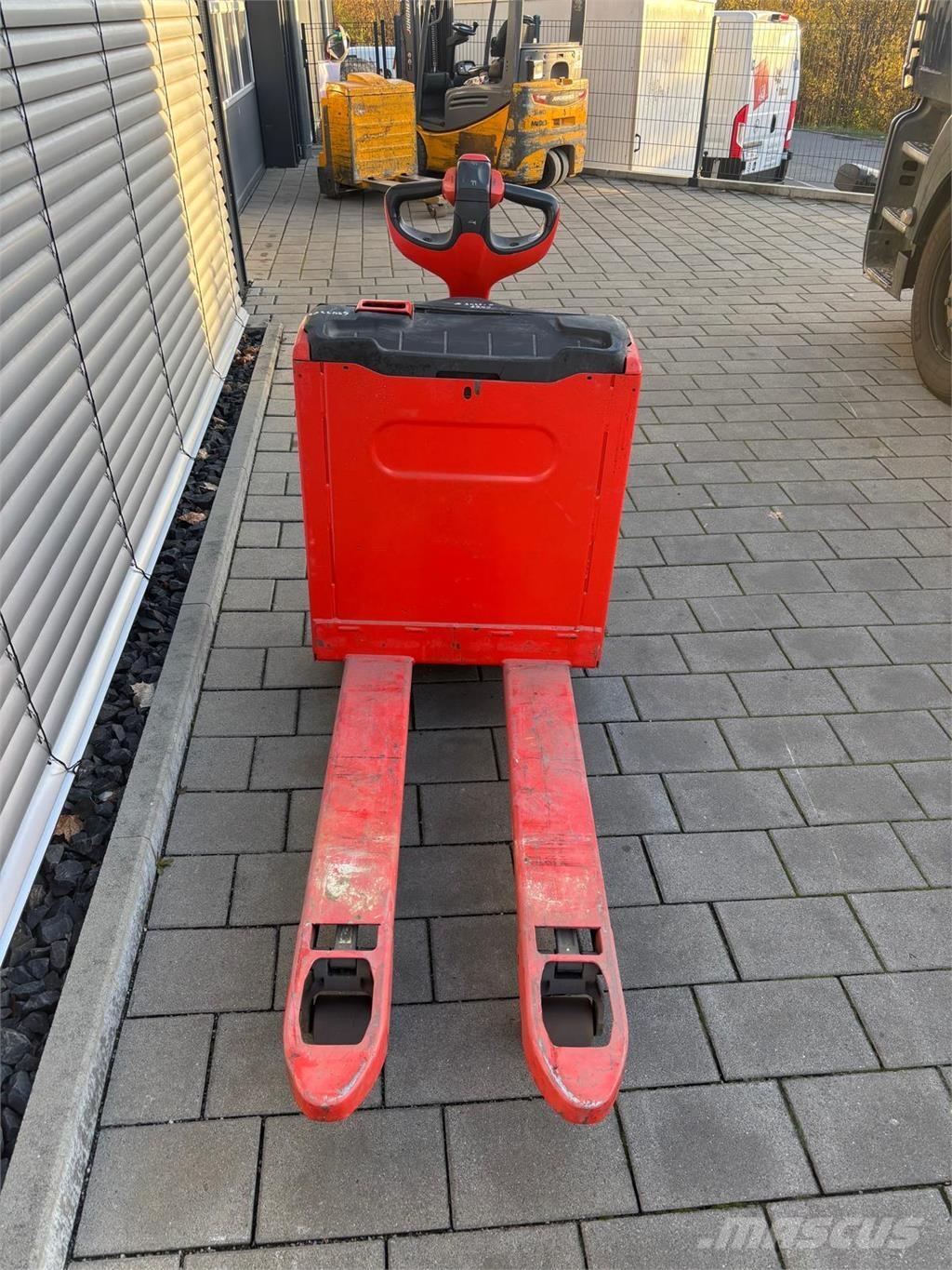 Linde T16 行走式堆垛机