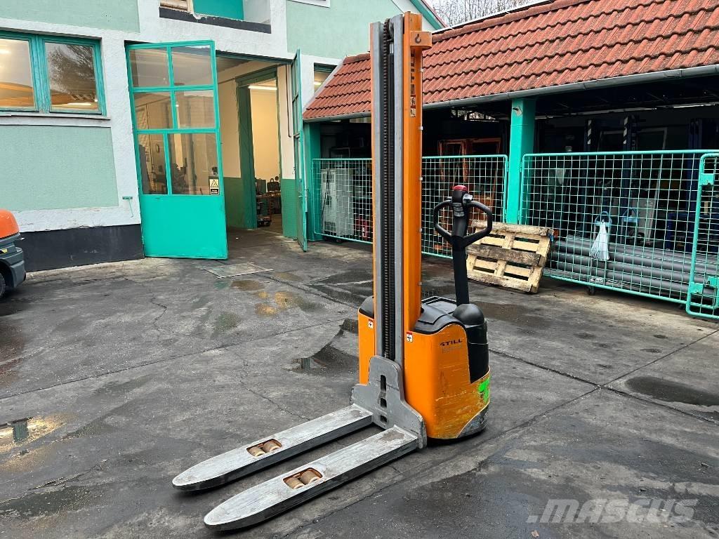 Still EGV12    V-4251 行走式堆垛机