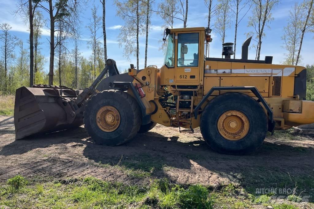 Volvo L 220 D 轮式装载机