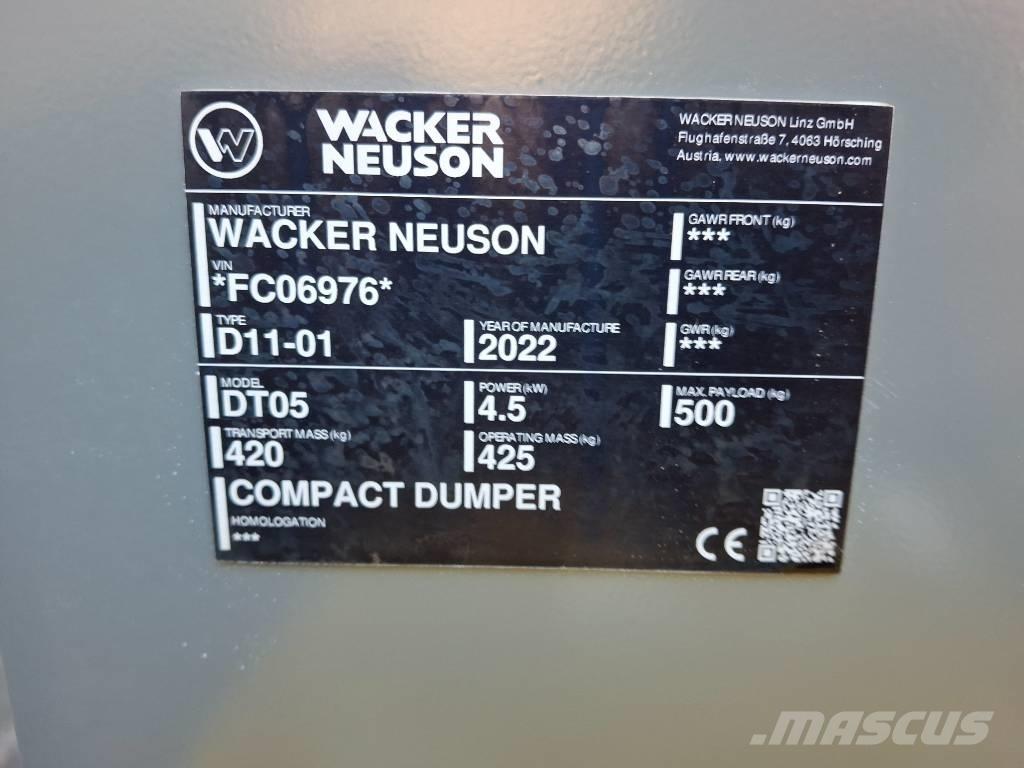 Wacker Neuson DT 05 履带式自卸车