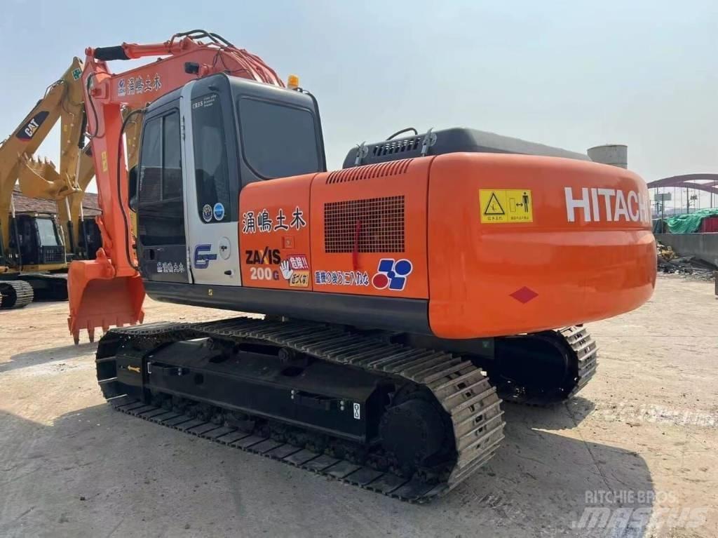 Hitachi ZX 200 履带挖掘机