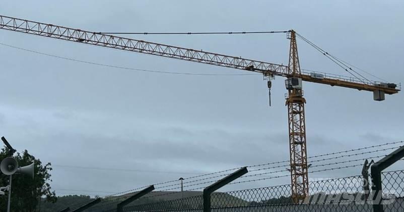 Liebherr 420 EC-H16 塔式起重机