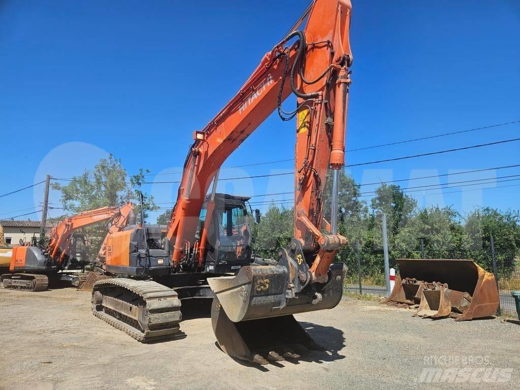 Hitachi ZX 210 LC 履带挖掘机
