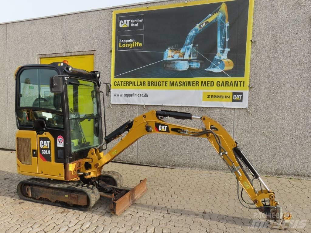 CAT 301.8 小型挖掘机