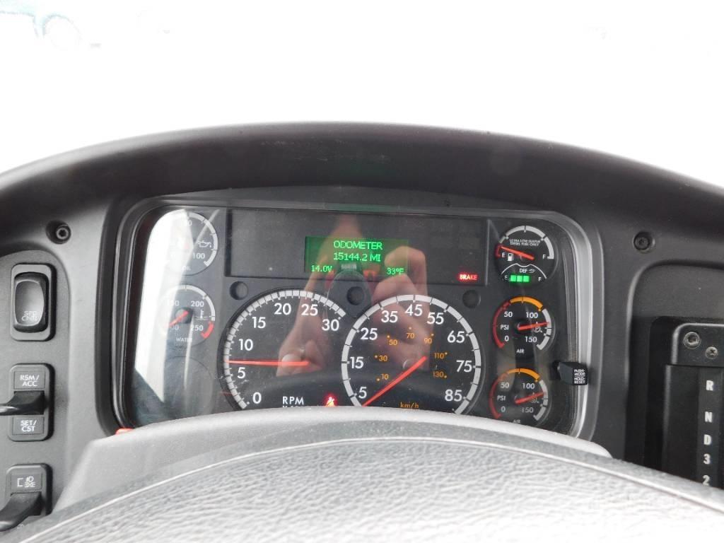Freightliner M2 集装箱叉车