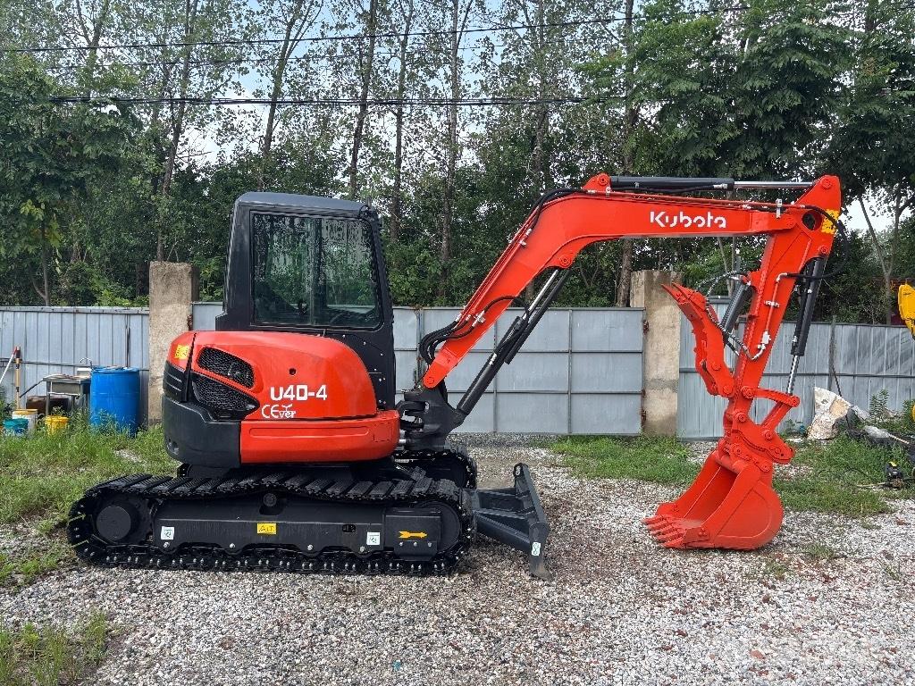 Kubota U 40 小型挖掘机