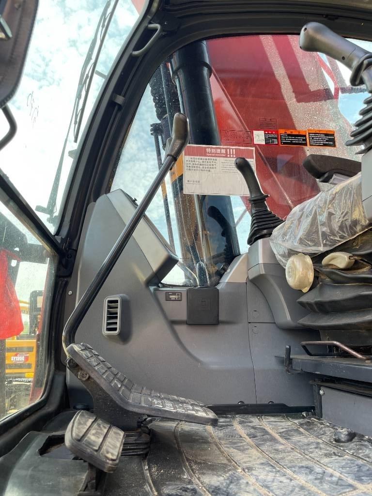 Doosan DX 225 LCA 履带挖掘机