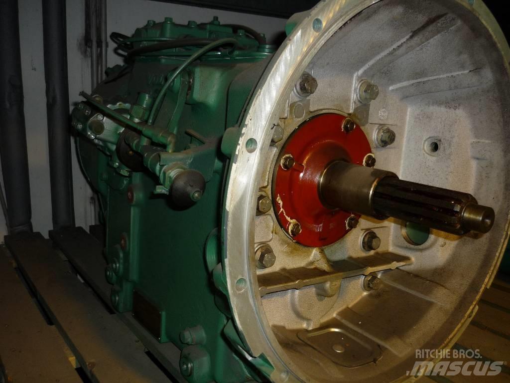 Volvo SR 2000 / 2400 变速器