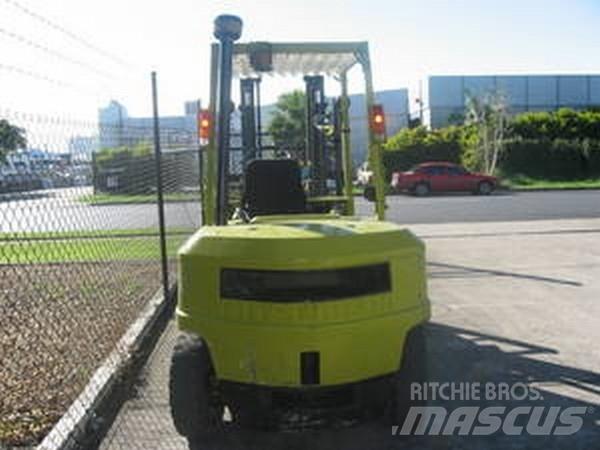 Mitsubishi FD45 其他叉车