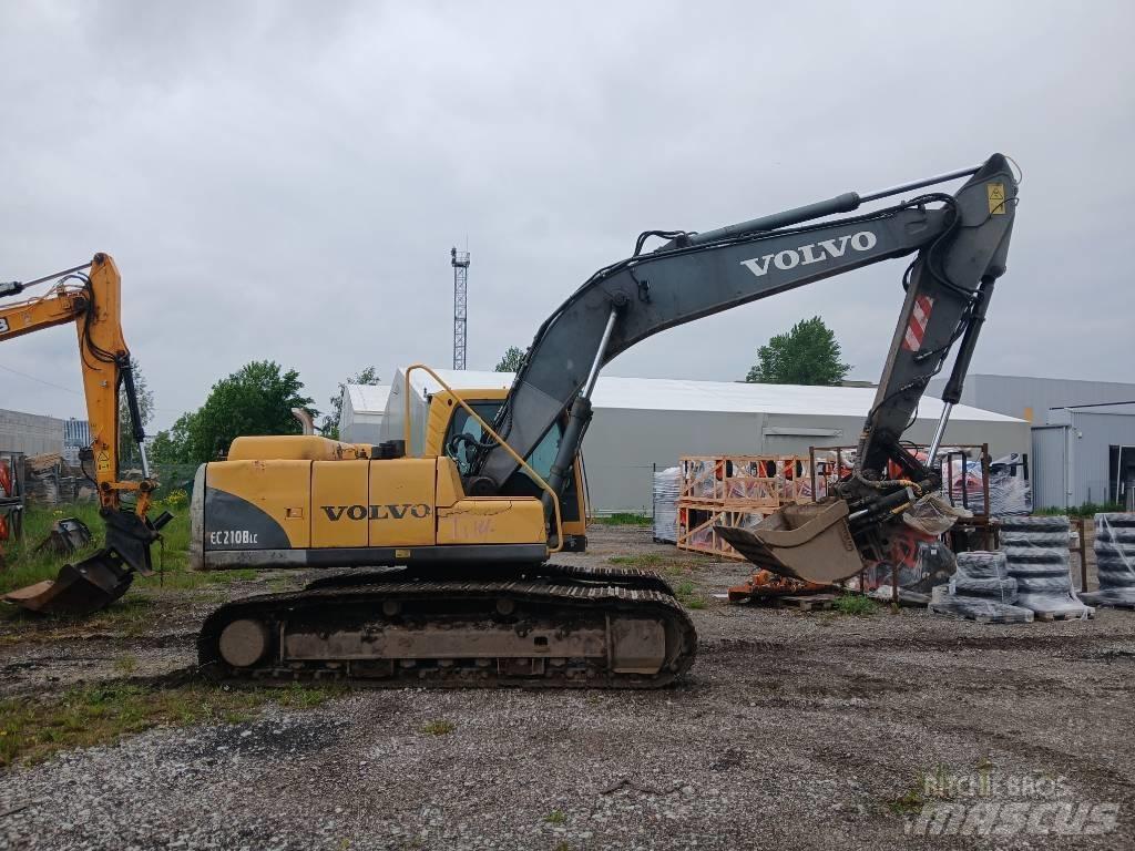 Volvo EC 210 B LC 履带挖掘机