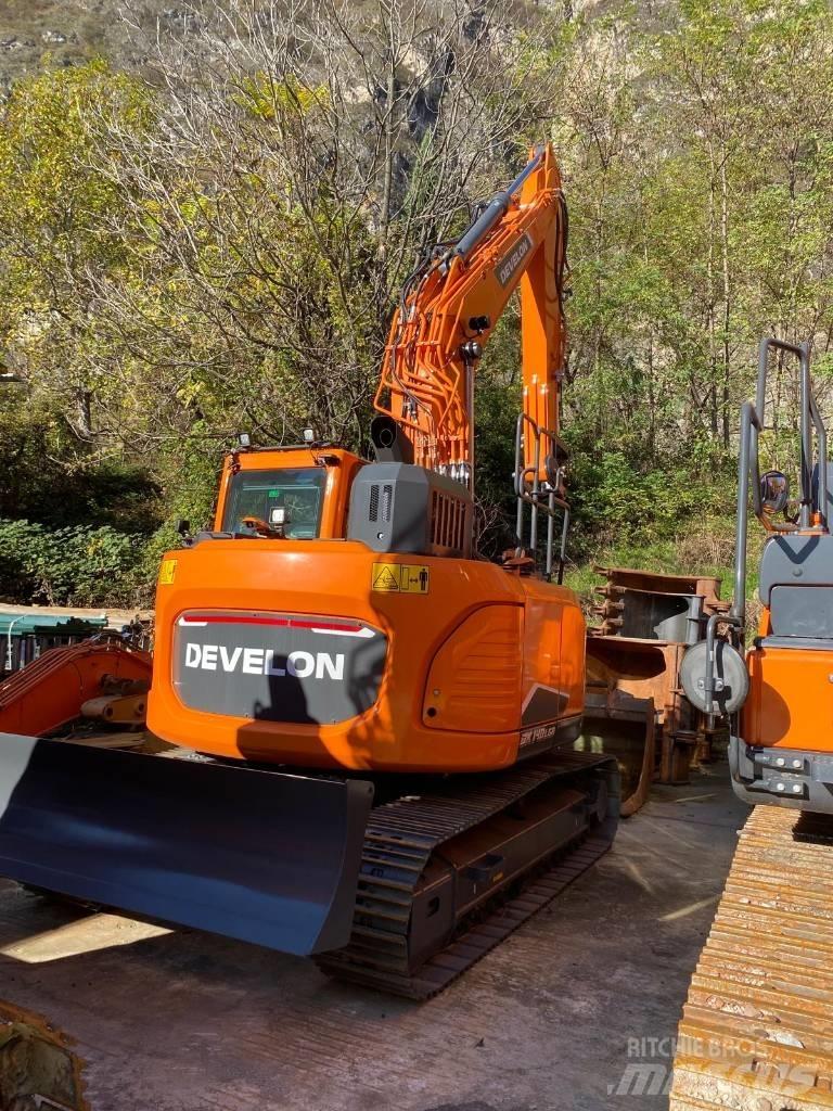 Develon DX 140 LCR-7 履带挖掘机