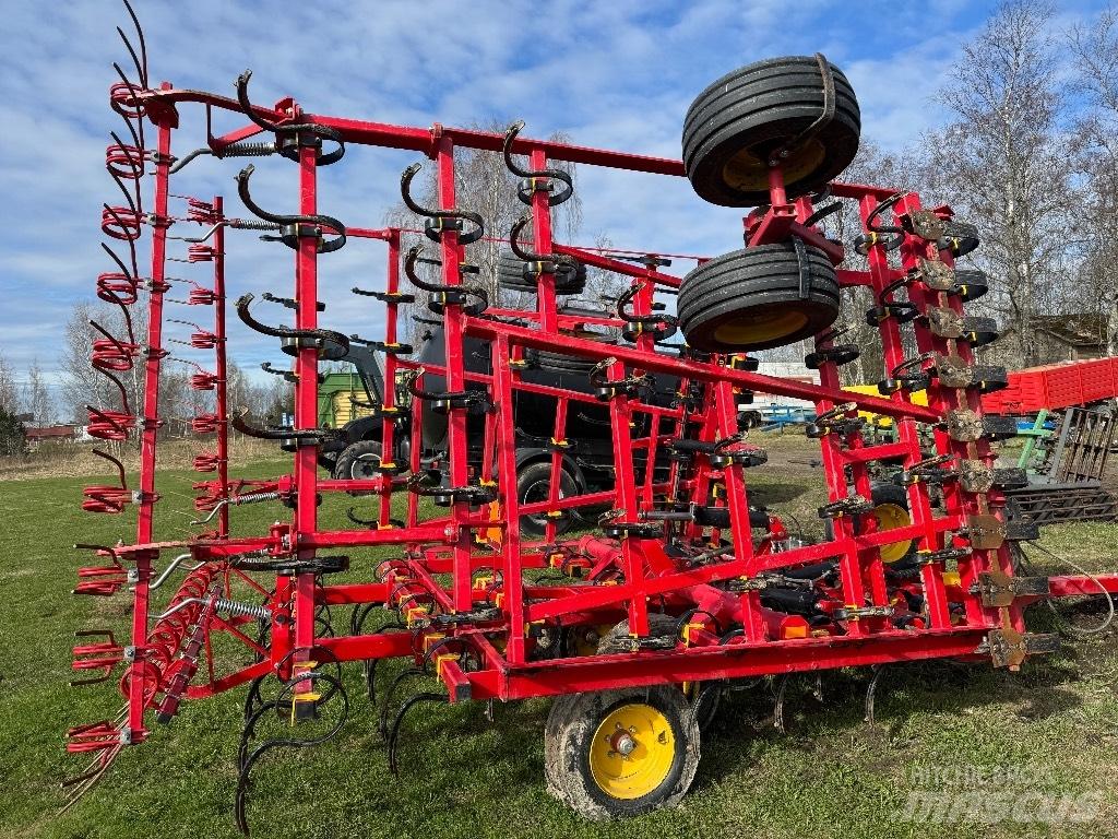 Väderstad NZA700 钉齿耙