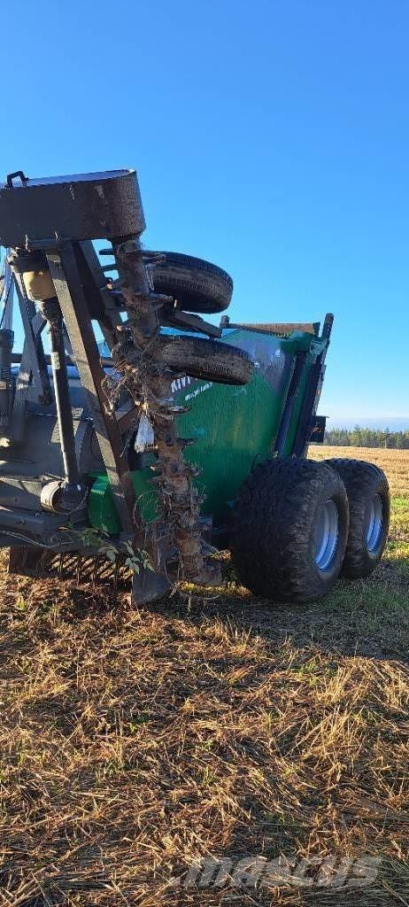 Kivi-Pekka KP 7 FD 捡石机