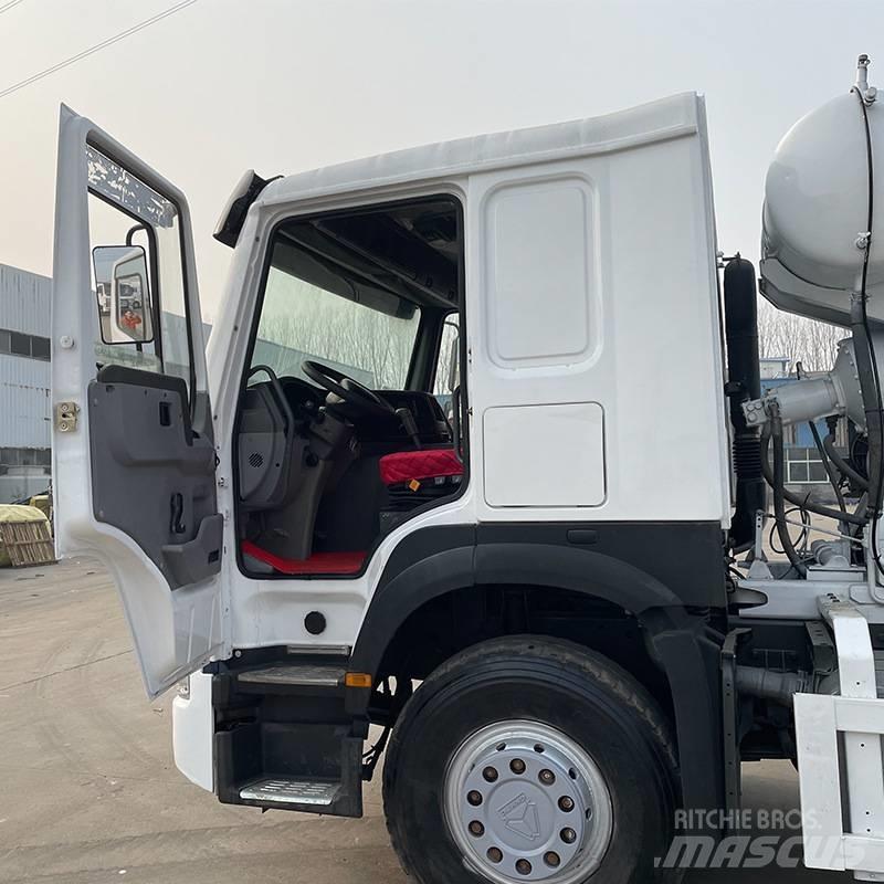 Howo 371 混凝土搅拌车