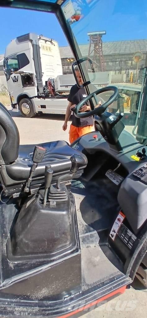 Manitou MSI 30 D 柴油叉车