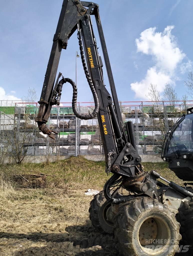 Rottne H14 收割机