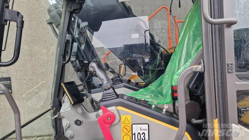 Volvo EC 250 EL 履带挖掘机