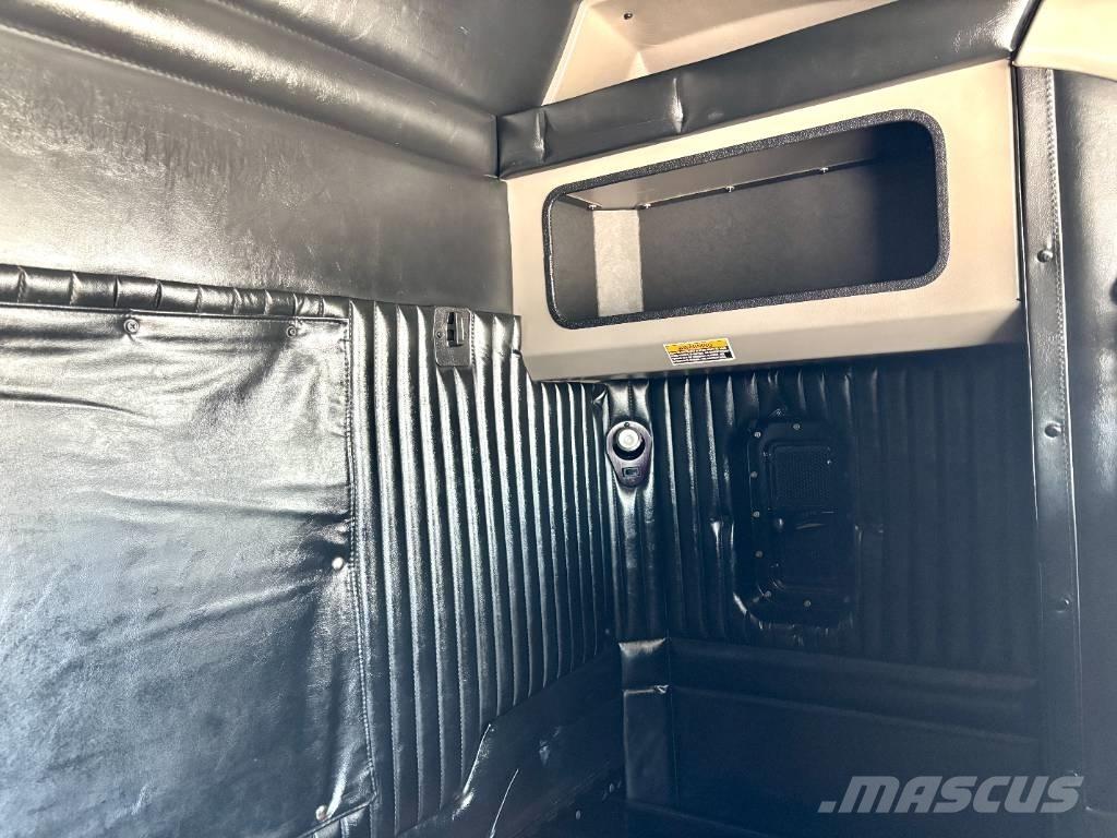 Kenworth T 800 牵引车