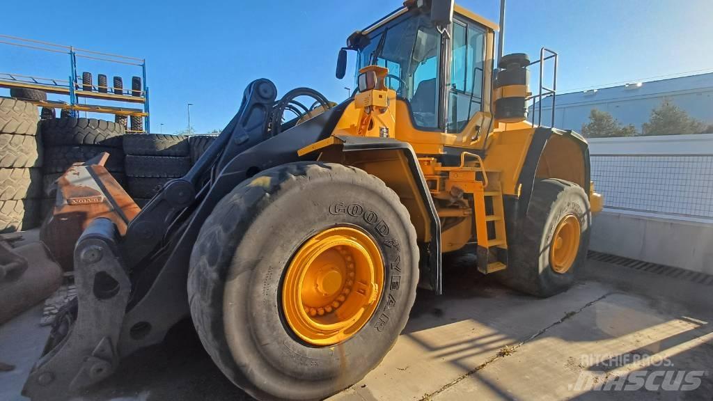Volvo L 180 F 轮式装载机
