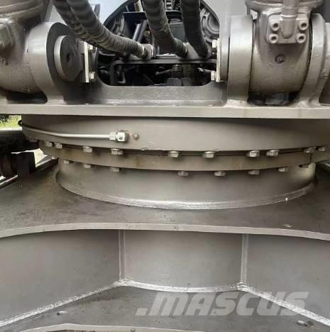 Volvo EC200D 履带挖掘机