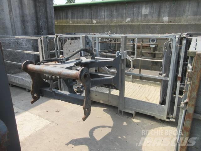 Manitou MRT 1850 伸缩臂叉装车|叉装车