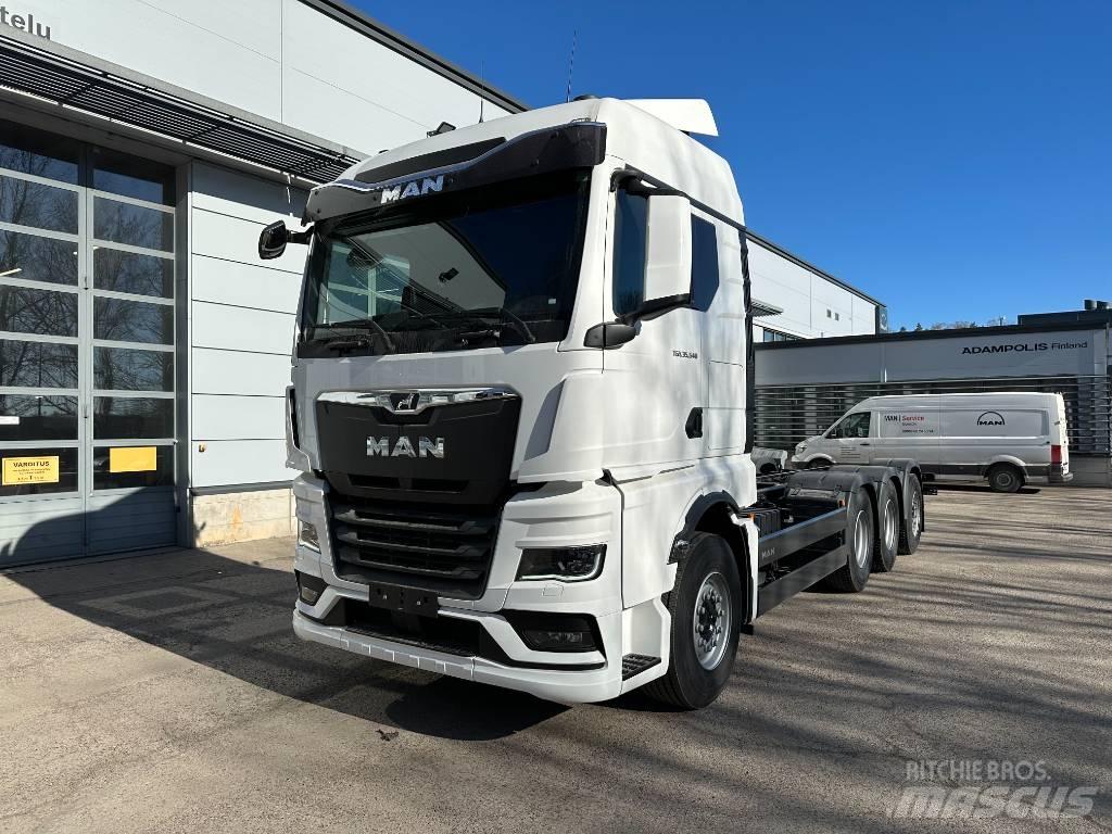 MAN TGX 35.540 8X4-4 平板车