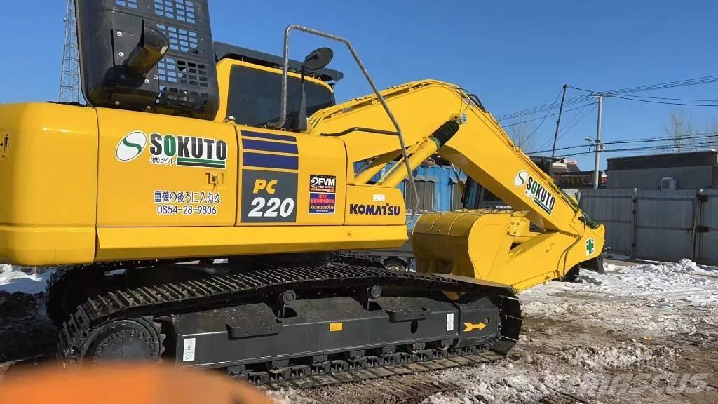 Komatsu PC 220-8 履带挖掘机