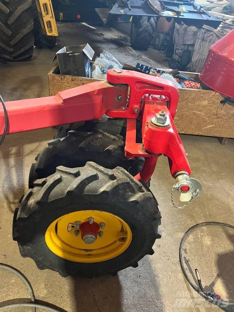 Väderstad Rapid400C 多功能条播机