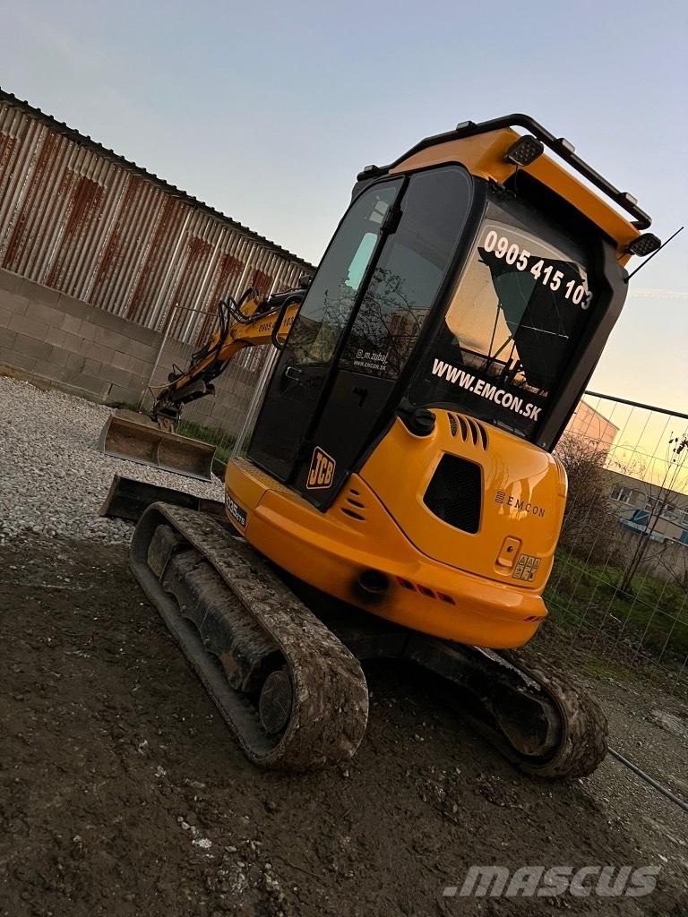 JCB 8035 ZTS 小型挖掘机