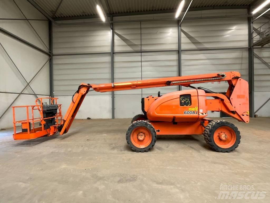 JLG 600 AJ 曲臂高空工作平台