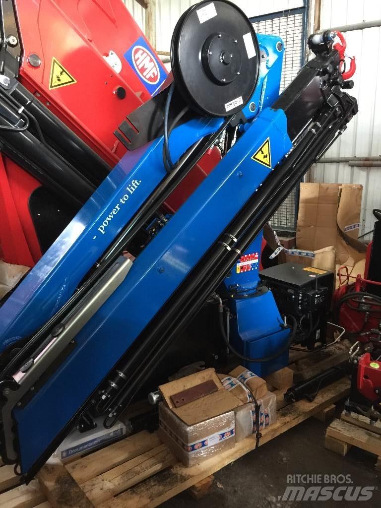 HMF 710K3RCS 随车折臂吊