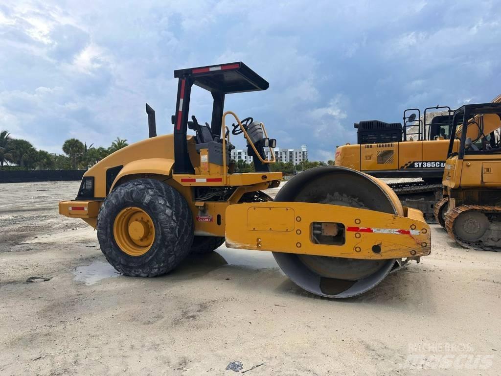 CAT CS 563 E 复合式压路机