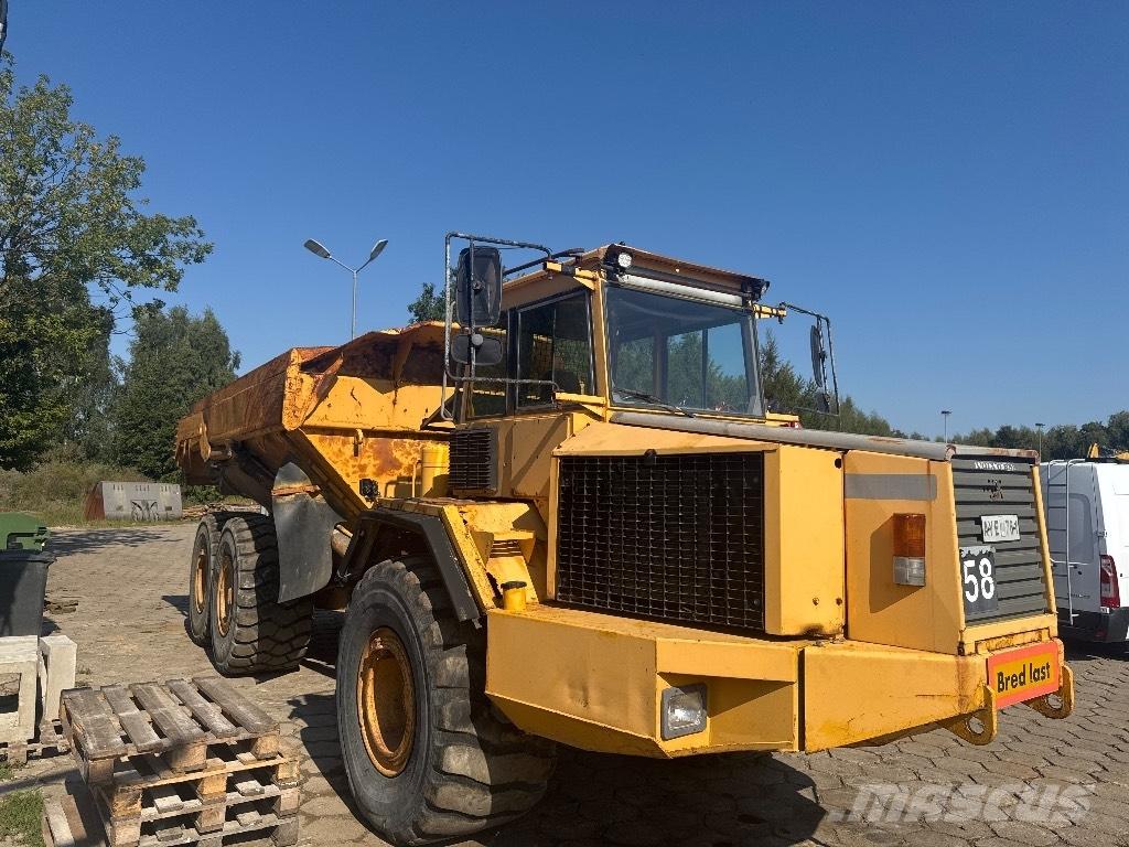 Volvo A 30 铰接式自卸车
