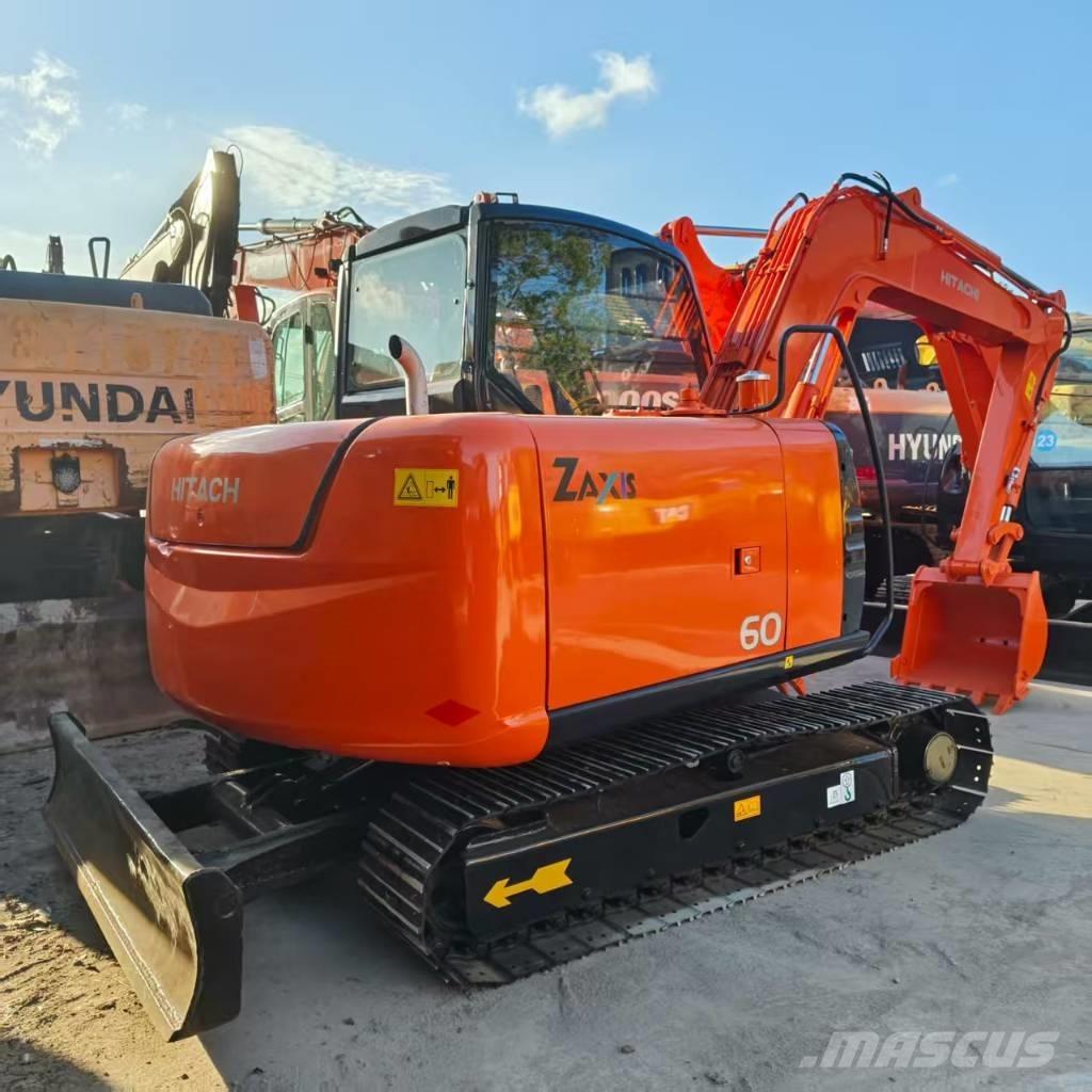 Hitachi ZX 60 小型挖掘机