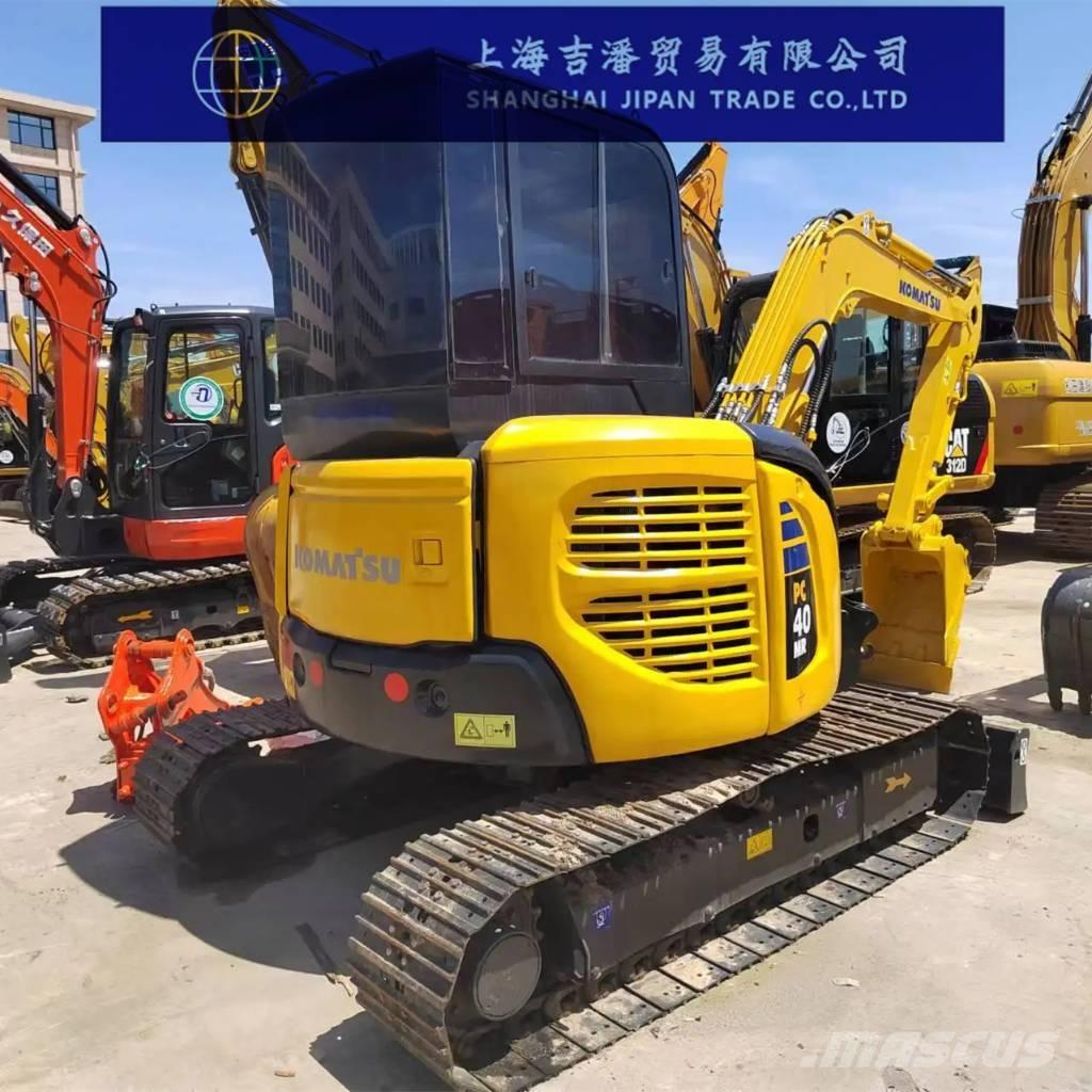 Komatsu PC 40 小型挖掘机