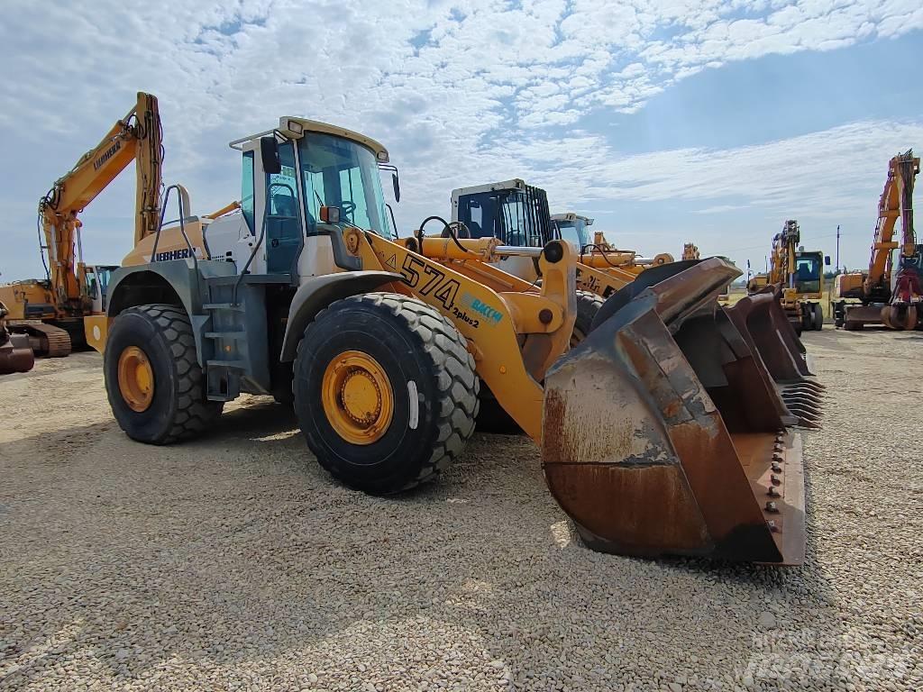 Liebherr 574 轮式装载机