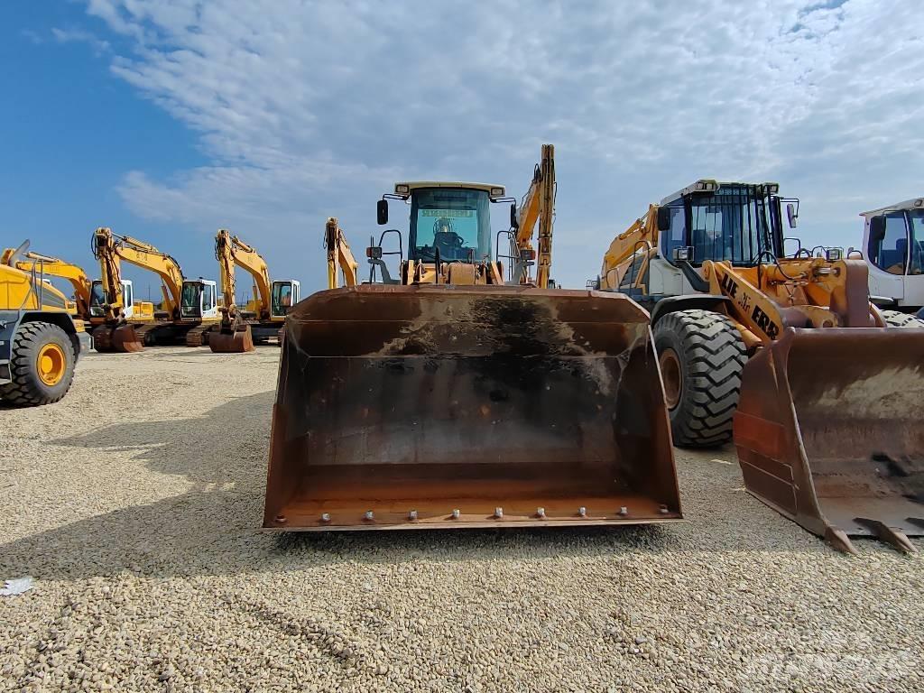 Liebherr 574 轮式装载机