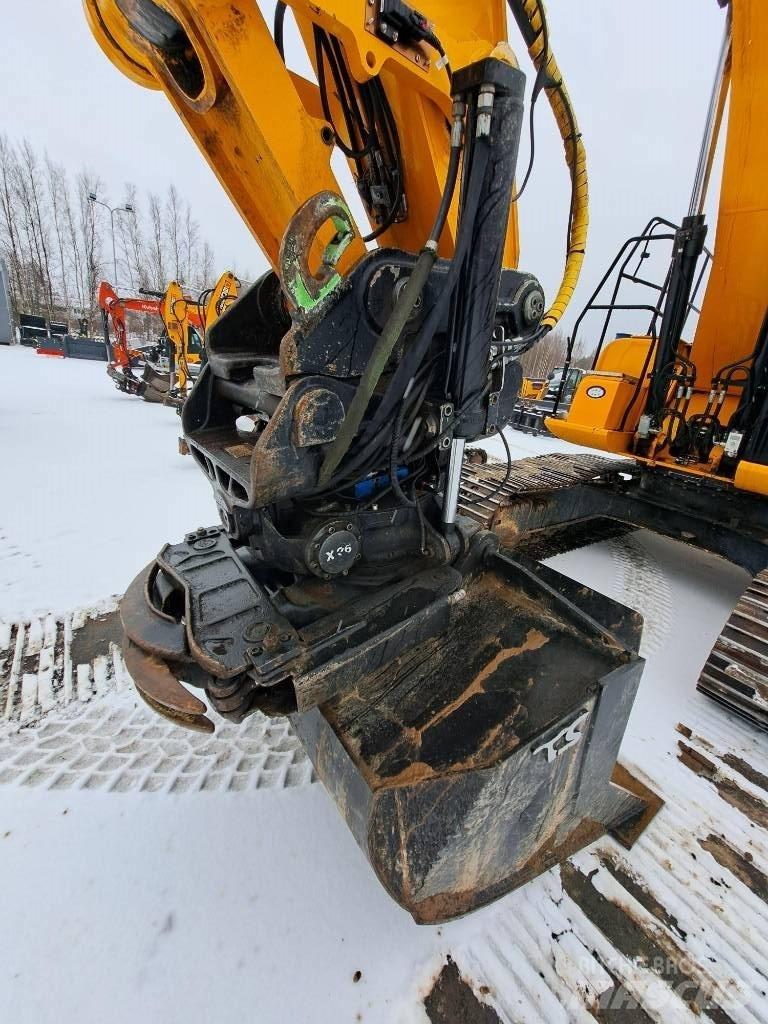 JCB JS210LC T4F 履带挖掘机