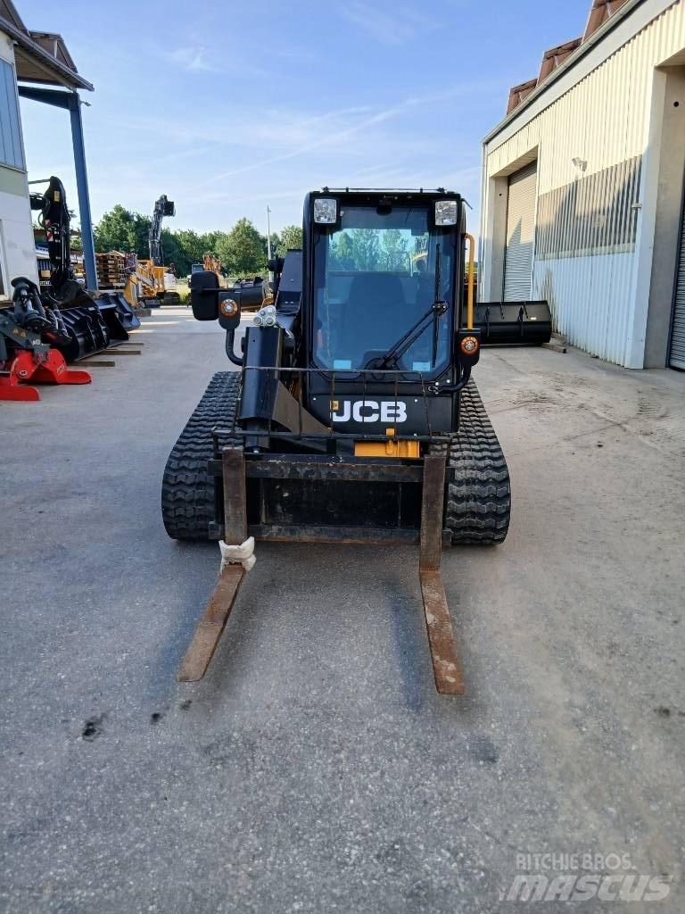 JCB 270 T 伸缩臂叉装车|叉装车