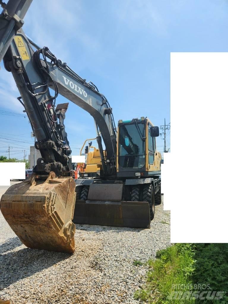 Volvo EW145BP 轮式挖掘机