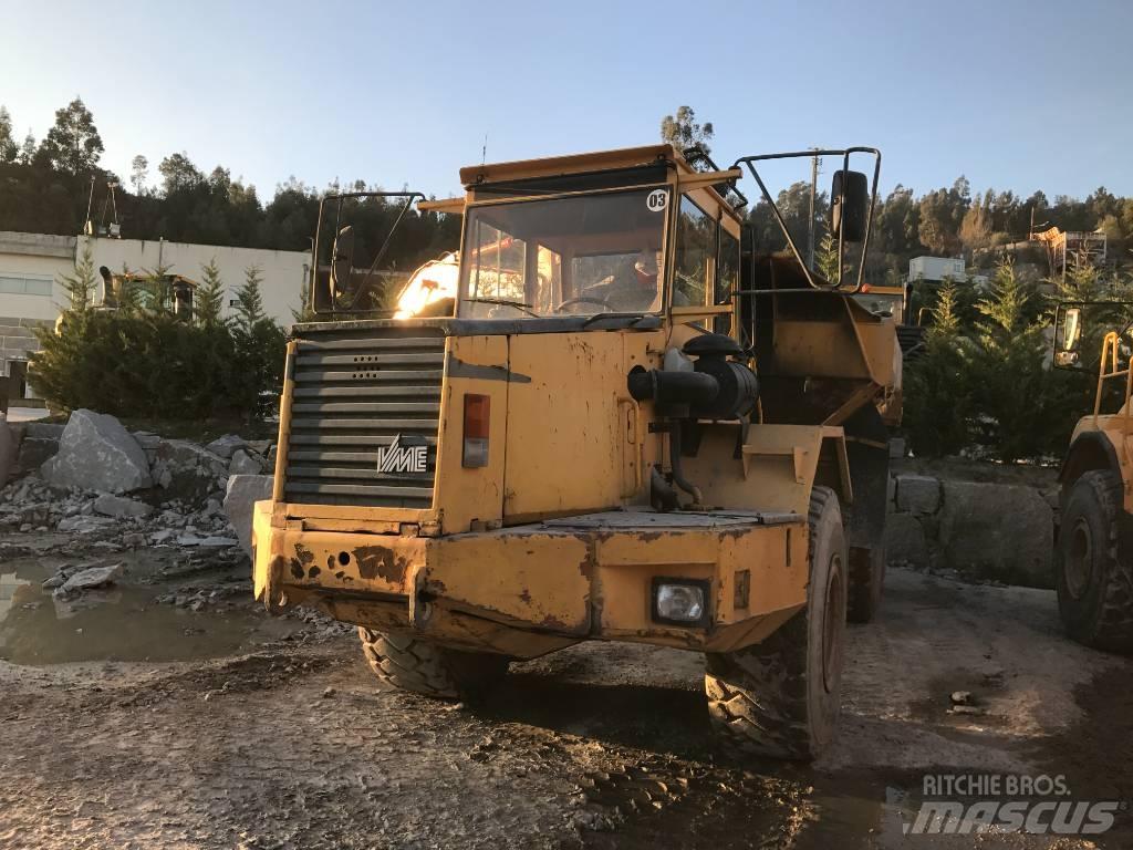 Volvo A 30 C 铰接式自卸车