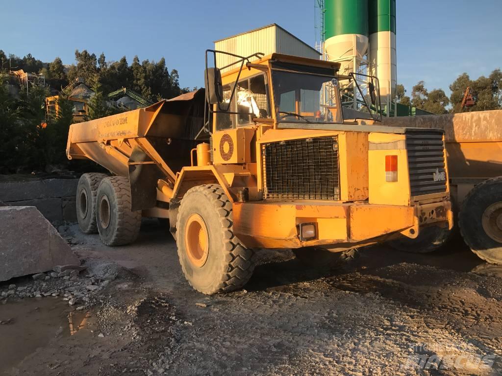 Volvo A 30 C 铰接式自卸车