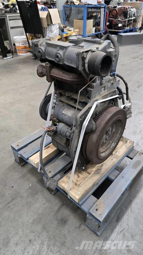 Deutz F2M2011 发动机