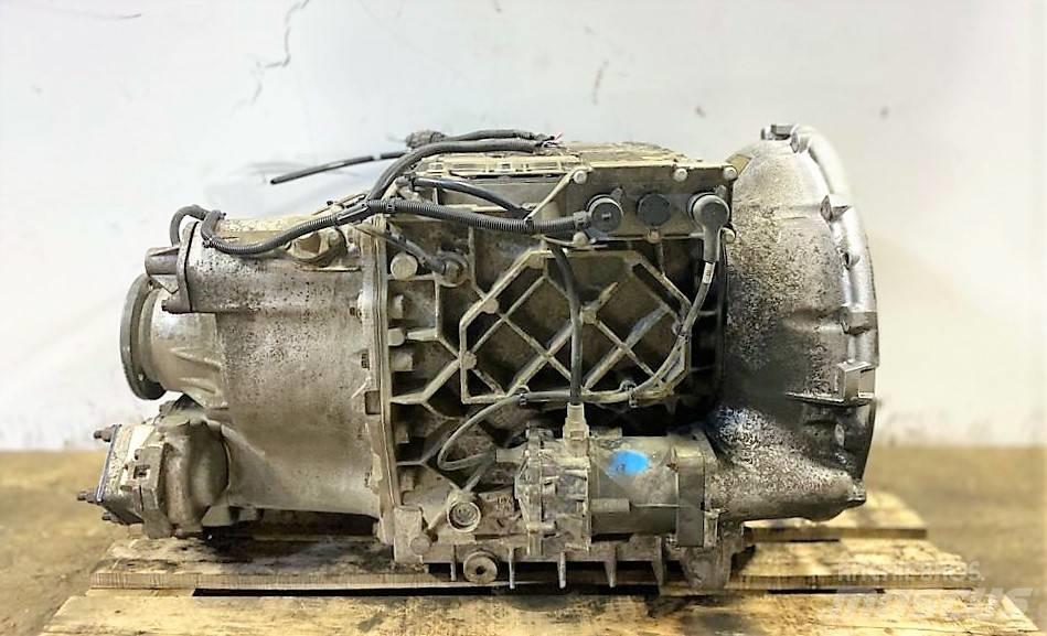 Volvo VT2412B 变速器