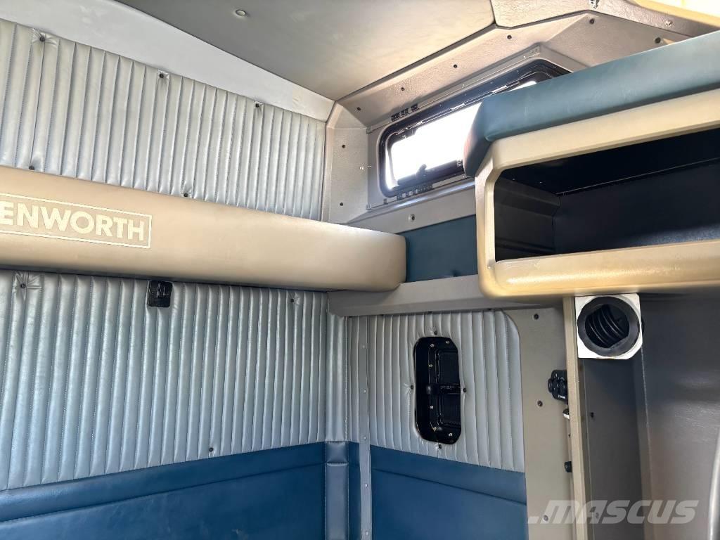 Kenworth T 800 牵引车